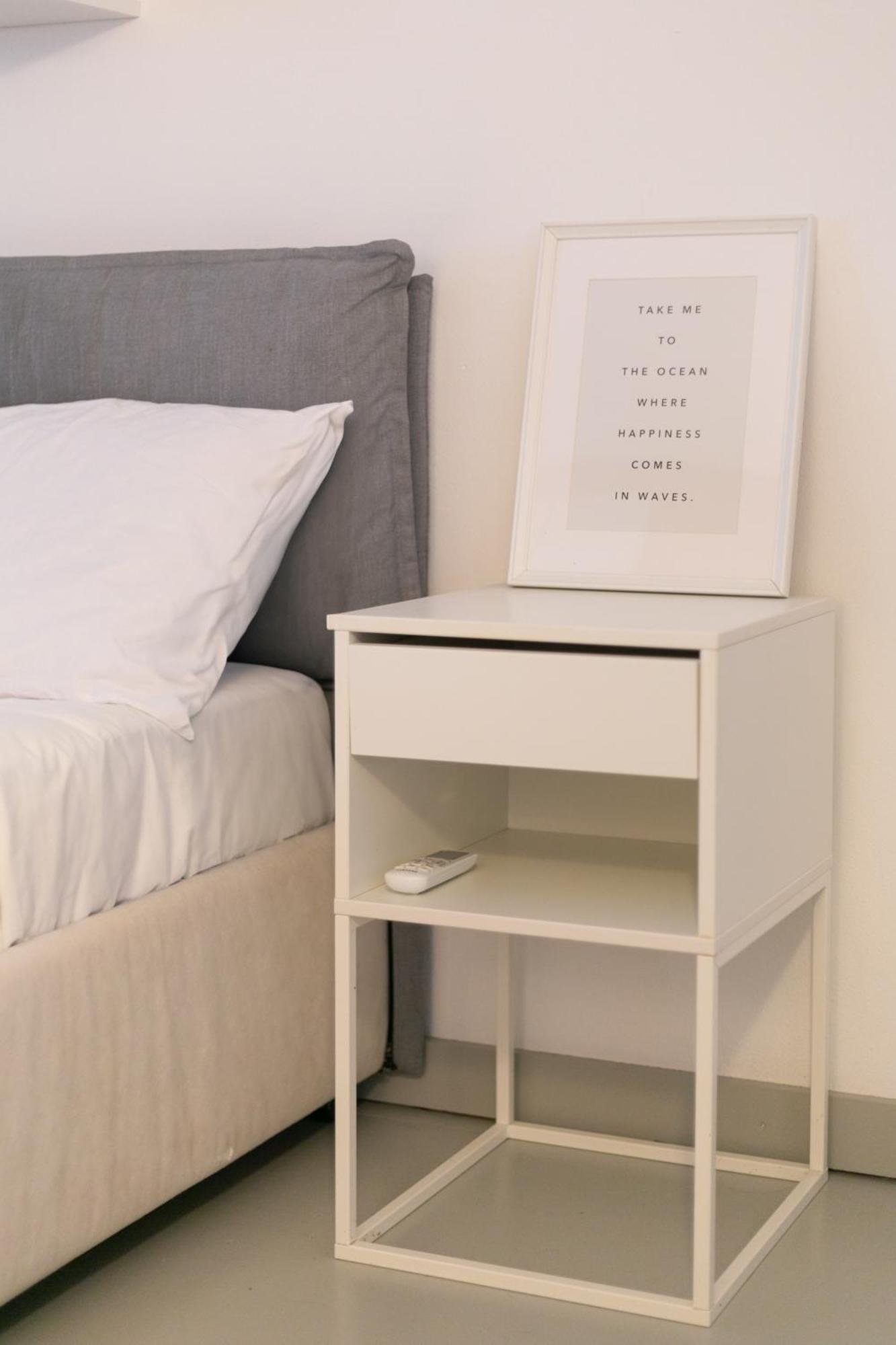 White And Brown Exclusive Loft With Terrace - Free Parking - M2 Station Lägenhet Milano Exteriör bild