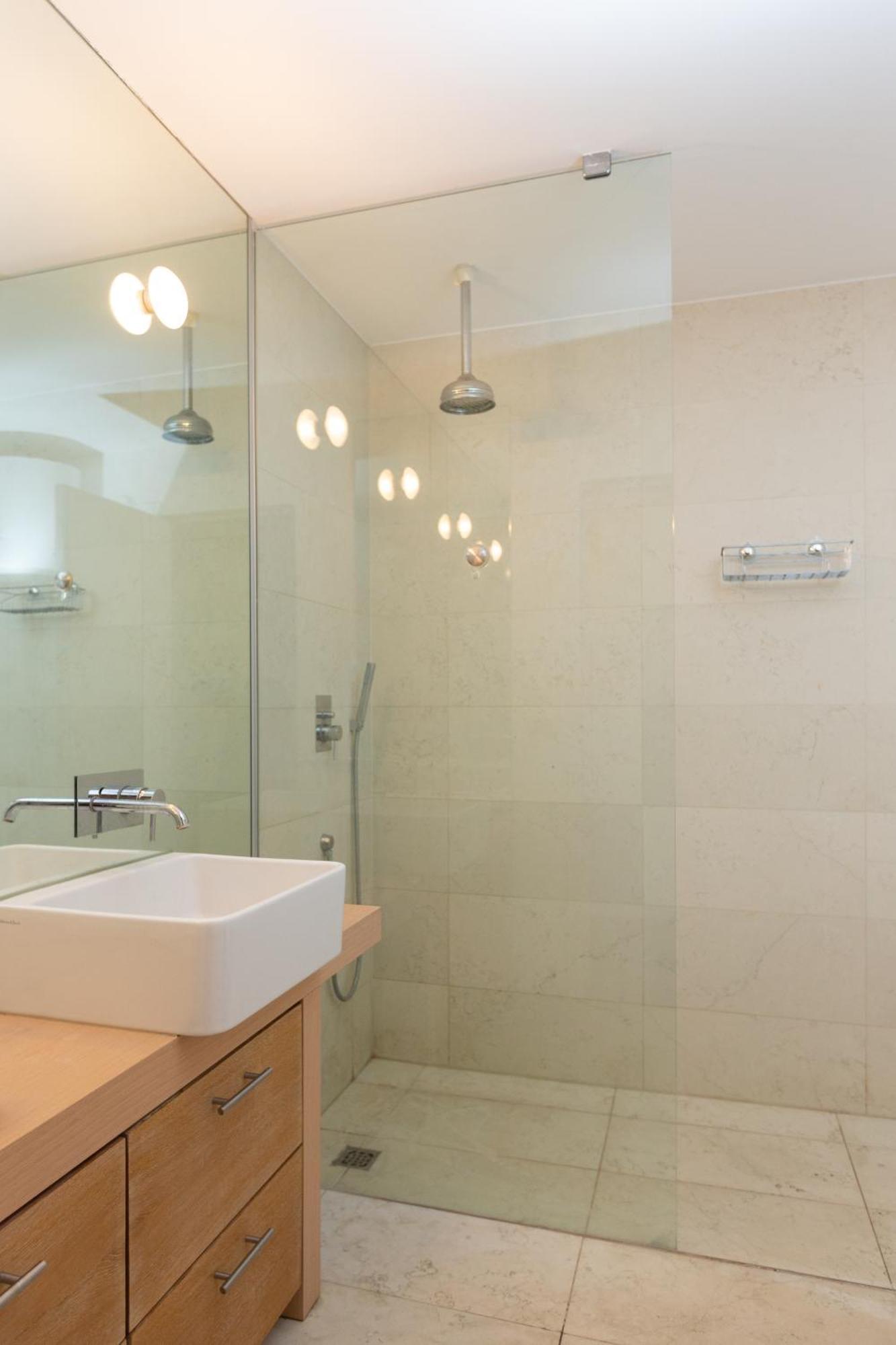 White And Brown Exclusive Loft With Terrace - Free Parking - M2 Station Lägenhet Milano Exteriör bild